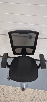 Predám kancelársku stoličku - 3