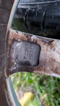 Mazda sada kolies R15 - 3