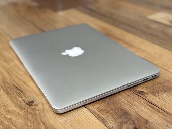 Apple Macbook Pro 13" (early 2015) i5, 8GB, 256GB - 3