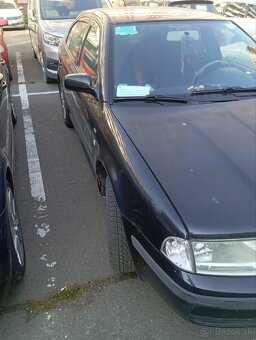 Škoda Octavia 1  1.4 16v - 3