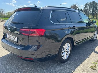 Volkswagen Passat Variant 2.0 TDI EVO Elegance DSG 2022 - 3