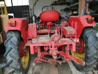 Prodám traktor RS - 3