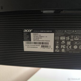Monitor Acer | tri čiary cez obraz - 3