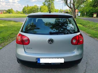 Volkswagen Golf V 1.4 16V Benzín - 3