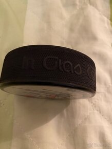 NHL puk s podpisom - 3
