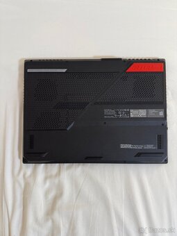 Asus ROG Strix G513IE - 3