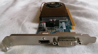 AMD-R7 200 4GB/ 128bit. - 3