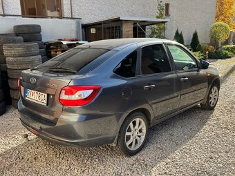 Lada Granta 1.6 benzin 2017 70000km 1.majitel POJAZDNÉ - 3