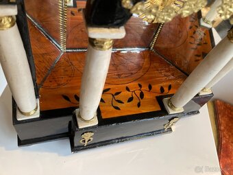 hodiny portálové v empírovom štýle - model - 3