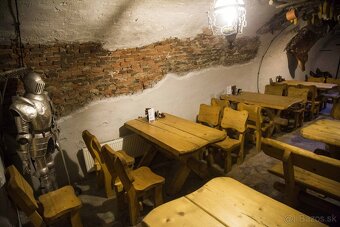 Ponúkame na predaj viacúčelový podnikateľský objekt - 3