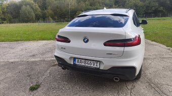 BMW X4 XDrive20i A/T - 3