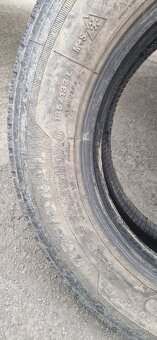215/75 R17,5 - 3