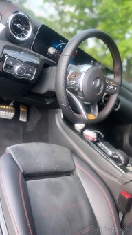 Mercedes Benz cla180 Amg Line - 3