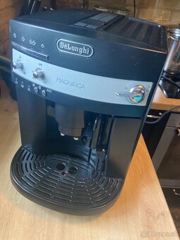 automaticky kavovar DeLonghi Magnifica  po veľkom servise - 3