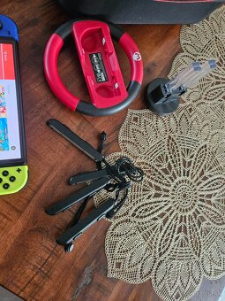 Predám Nintendo Switch (OLED) White + bohaté príslušenstvo - 3