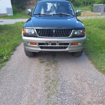 Predám Mitsubishi Montero-pajero sport. - 3
