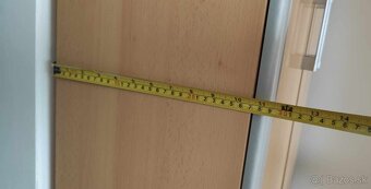 Predám skriňu s nadstavcom v bukovej farbe - 3