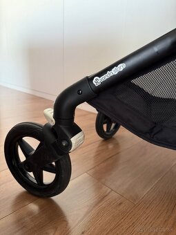 Kompletný kočík Bugaboo Fox2 čierny - 3