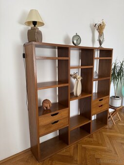 Predám knižnicu/regál - masívne drevo - 3