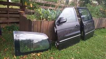 Súčiastky karoserie Kia carnival - 3