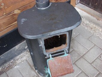 Liatinové kachle PV3S. - 3