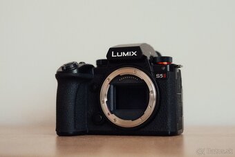 PANASONIC LUMIX DC-S5II - 3