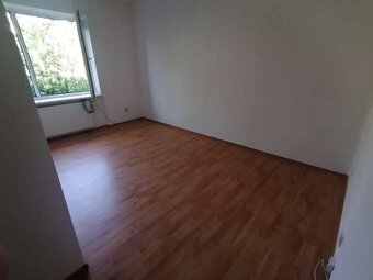 Prenájom / podnájom 3-izbový byt – Topoľčany - 3