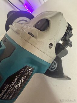Makita DGA504 - 3