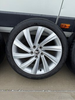 SKODA PERSEUS 225/45 R18 - 3