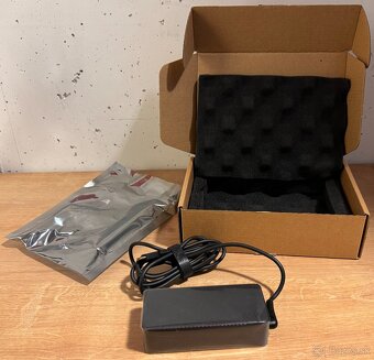Lenovo nabíjací USB-C 65W AC adaptér - Originál balenie - 3