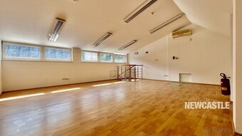 NEWCASTLE⏐Exkluzívne na prenájom priestranné, kancelárske pr - 3