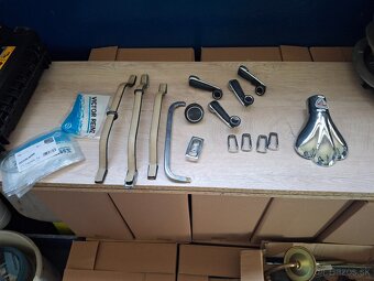 Mercedes 114 cupe diely - 3