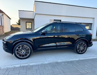 Porsche Cayenne S II FL Platinum Edition - 3