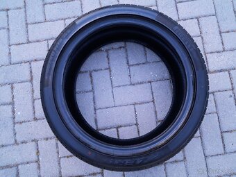 Letné pneu Pirelli P Zero 245/40 R19 Seal Inside - 3
