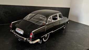 Tatra 603 deagostini - 3
