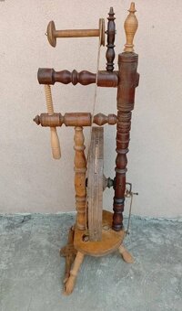 Kolovrátok,dve kreslá. - 3