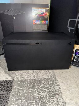 Xbox Series X 1 TB + 2 ovládače + originálna krabica + taška - 3
