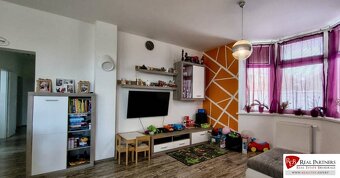 REB.SK Predaj 3i bytu s pozemkom, 2x parking v cene Bratisla - 3