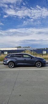 Renault Megane IV grandtour - 3