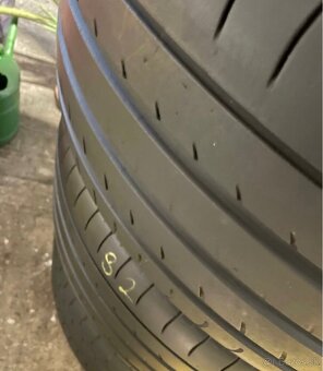 Yokohama 285/40 R21 letné - 3
