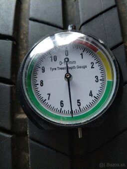 235/55 R 18 100 V letné. - 3