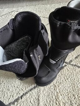 Predám nové moto topánky Dainese Axial D1 Goretex - 3