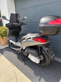 Yamaha Xmax 250 - 3