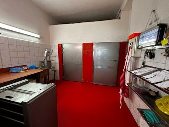 Prenájom zabehnutej predajne mäsa a mäsových výrobkov v Ružo - 3