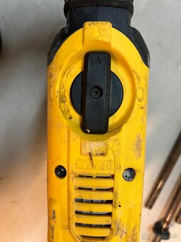 DeWALT Aku kombinované kladivo - 3