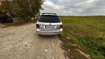 Predám Vw golf 6 variant - 3