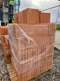 Predám tehly Porotherm profi - dohoda možná - 3