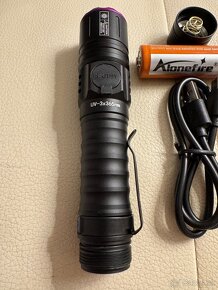 UV LED baterka 3x365nm 3x395nm nabijatelna - 3