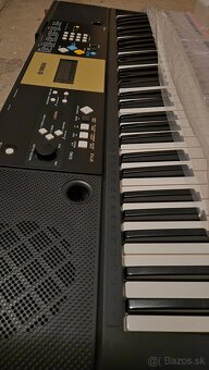 Yamaha YPT-220 - 3