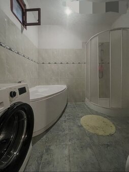 NA PRENAJOM RODINNY DOM - 3